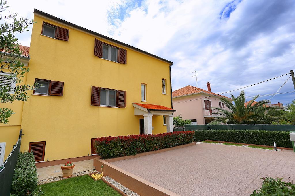 Apartments Ivana - Iva Zadar Exteriör bild